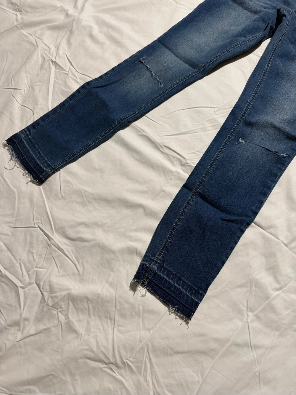 NWT Justice Girls Simply Low Jeggings Jeans Size 10 Regular Wash Distressed Hem